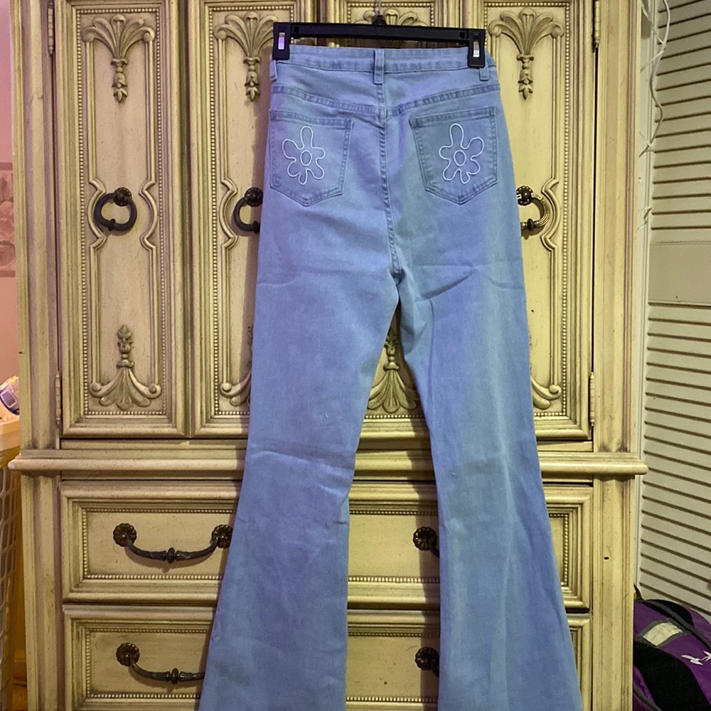 Shein small high rise graphic flare jeans